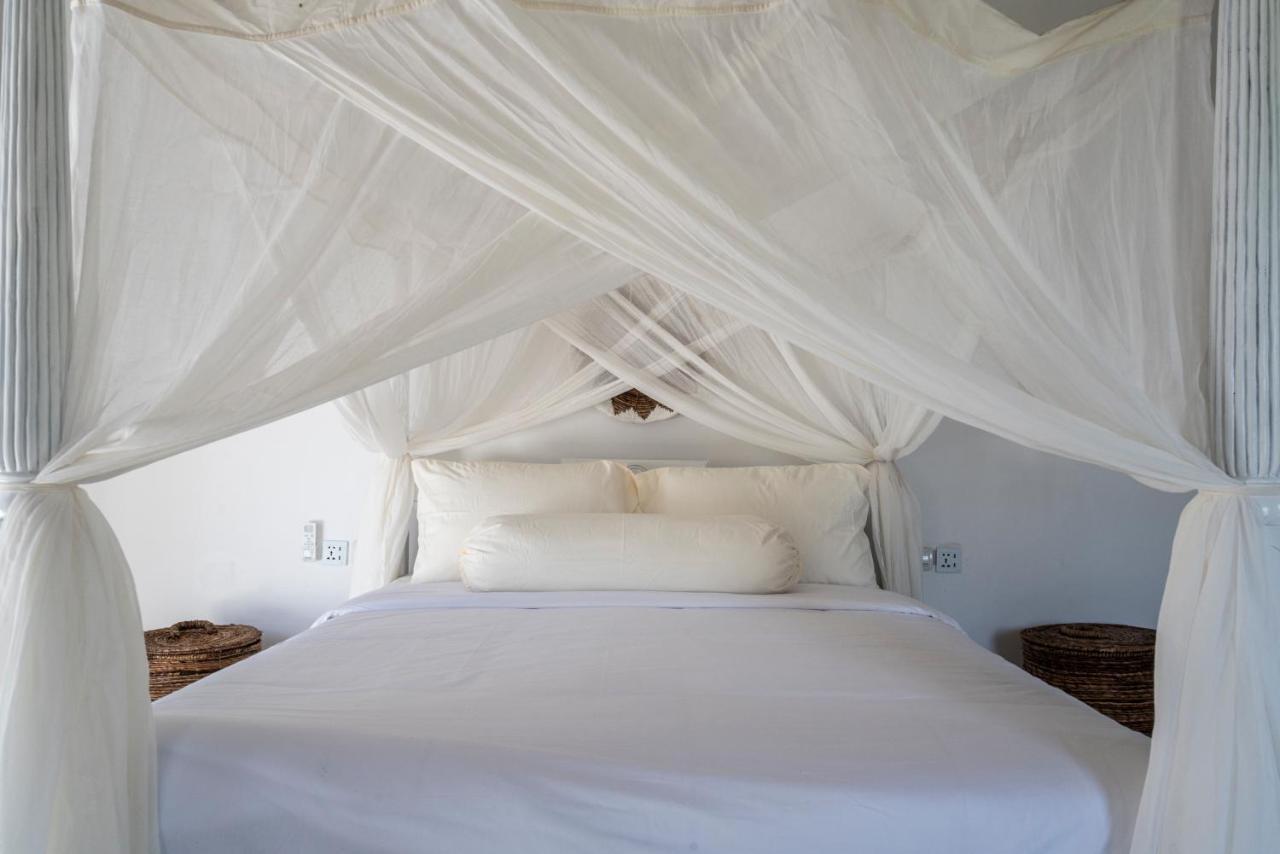 Isaiya Boutique Hotel Canggu  Bagian luar foto