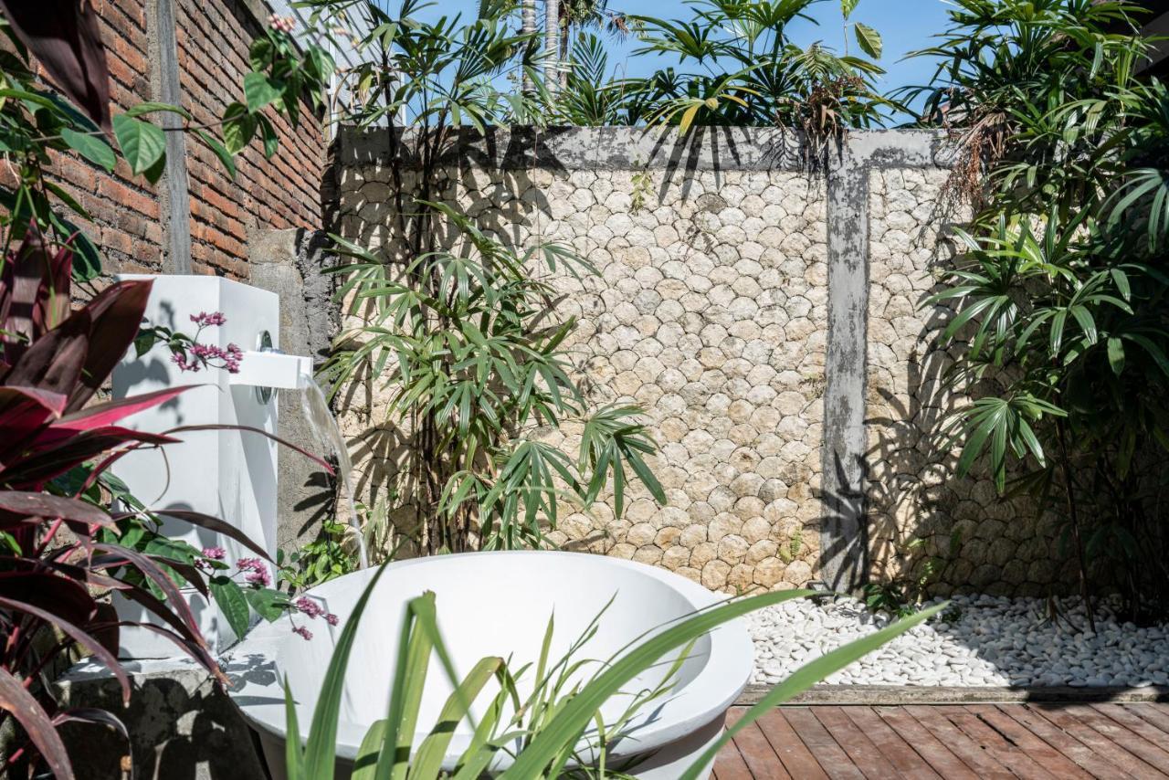 Isaiya Boutique Hotel Canggu  Bagian luar foto