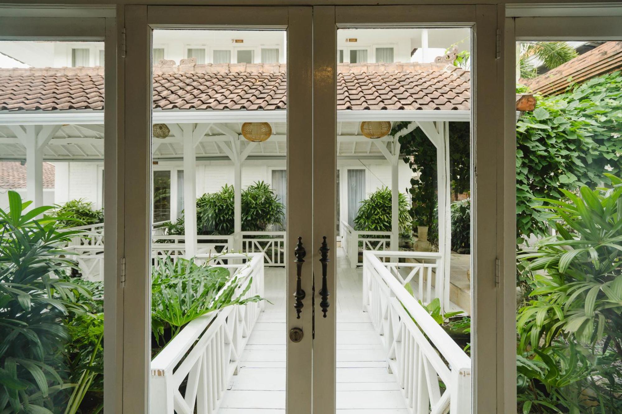 Isaiya Boutique Hotel Canggu  Bagian luar foto