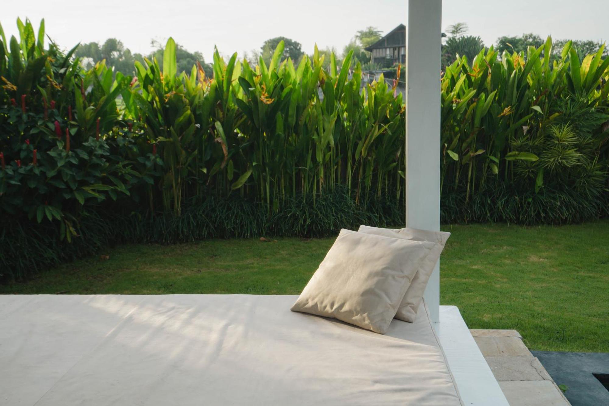 Isaiya Boutique Hotel Canggu  Bagian luar foto