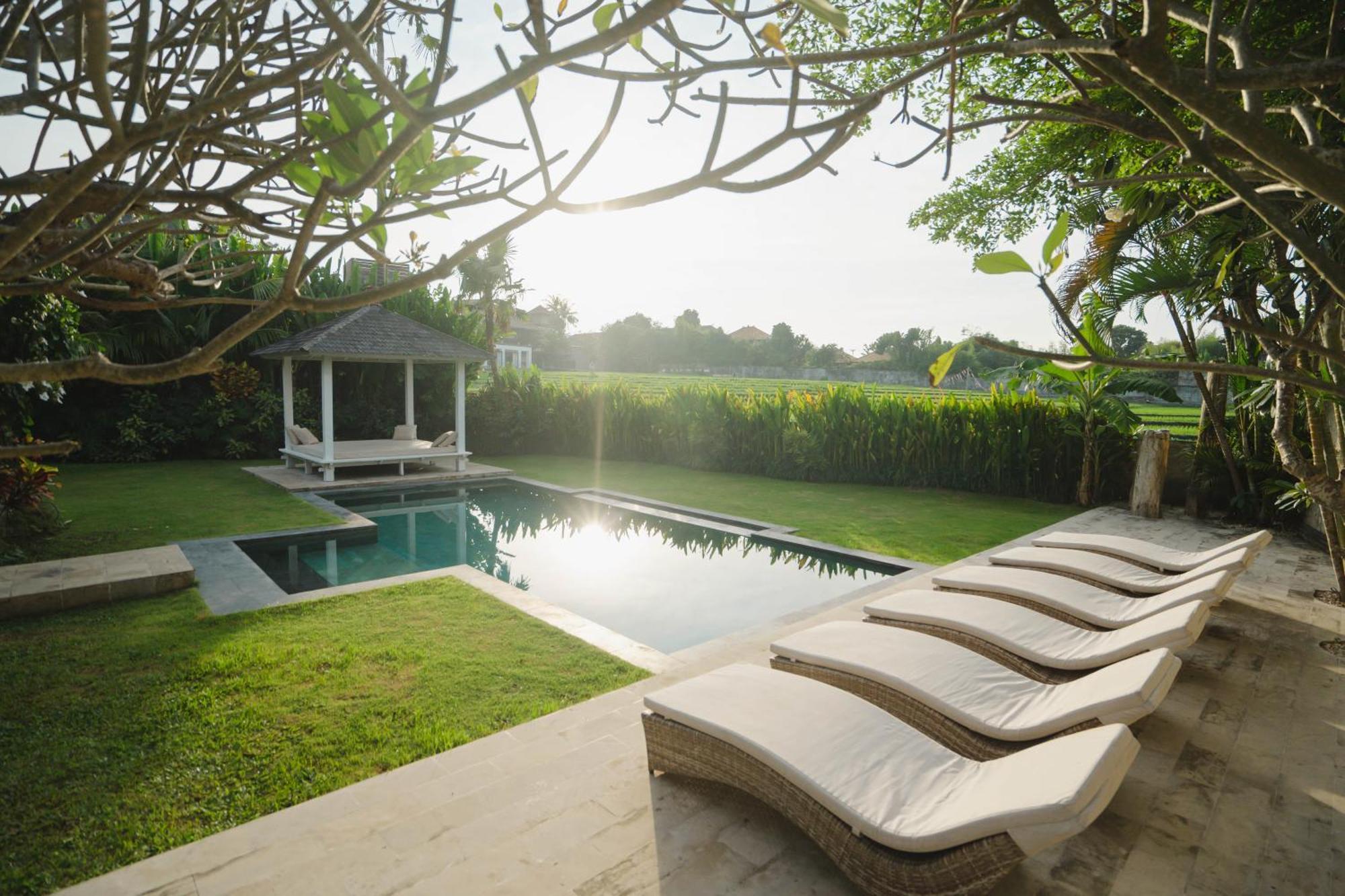 Isaiya Boutique Hotel Canggu  Bagian luar foto